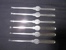 6 CURETTES / TIRETTES A HOMARD / CRUSTACES EN METAL ARGENTE
