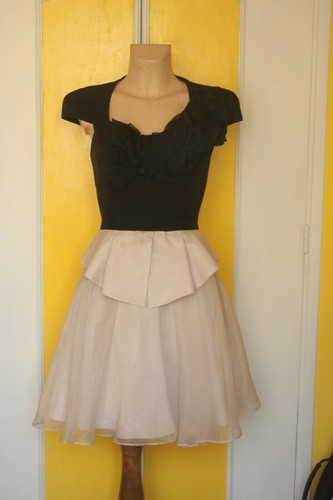 Robe fêtes noire blanche - et,