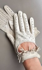 Gants en cuir pour femme. En très bon état. Taille 7 et demi. Vintage. France 
