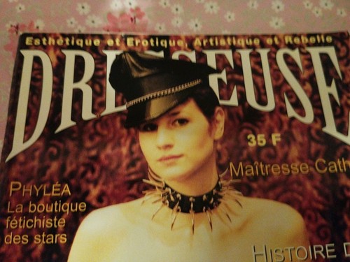 Revue adulte dresseuse - adulte,