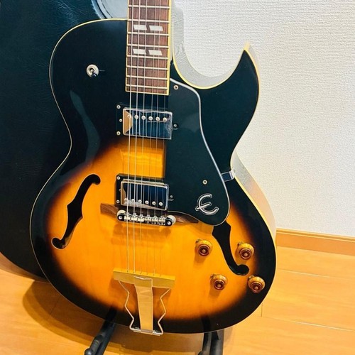 Guitare électrique semi