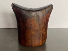 Appui nuque en bois. Forte patine d'usage. Peuple Oromo. Ethiopie .début XXème