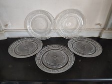 5 assiettes à dessert en