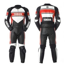 Homme tenue moto sportive