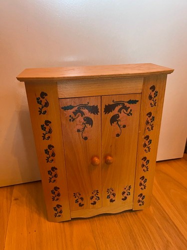 Armoire poupées 1950 60 - de, 1950/60