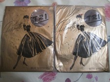 2 paires de bas nylon retro