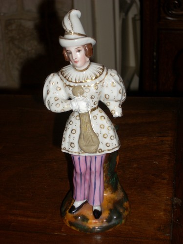 Statuette figurine porcelaine - statuette,