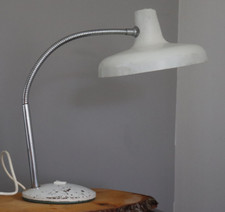 ANCIENE LAMPE DE BUREAU DES ANNEES 50  ORIENTABLE , ABAT JOUR LARGE