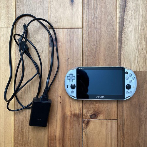 Sony vita pch 2000 silver - sony,