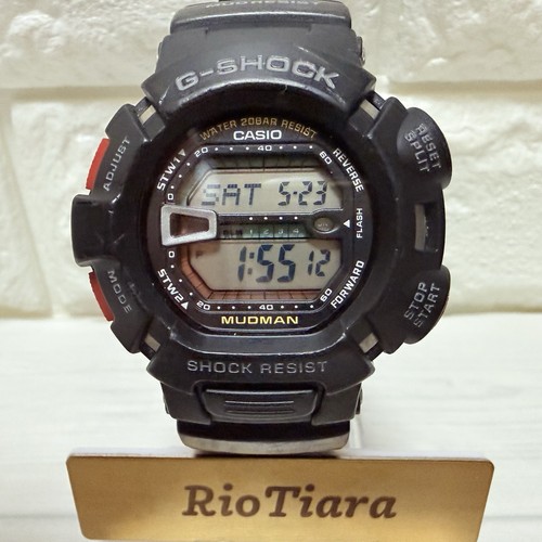 Montre numérique pour homme