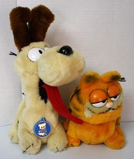 2 DAkin Garfield Plush Items