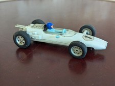 voiture scalextric Cooper C81