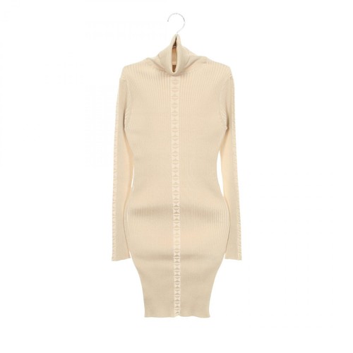 Robe courte manches longues