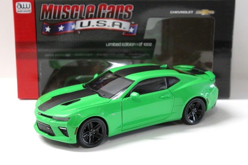 Auto world chevrolet - 1:18,