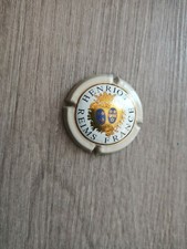 Capsule Henriot (Reims France, gros écusson Contour gris, bleu métallisé) cote à