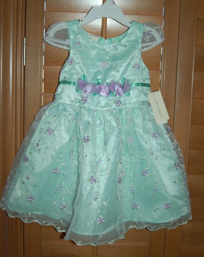 Nwt toddler girl - nwt, laura