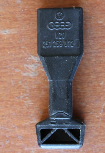 Patte attache de fixation - patte, /