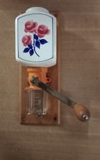 Ancien moulin à café mural Peugeot