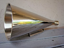 Mégaphone porte voix rétro en laiton finition chromé manif, bateau, fete, foot