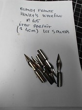 Lot de 5 plumes - BLANZY