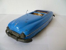 Ancienne voiture tole fabrication MEMO à remontoir Long 30 cm Larg 11 cm