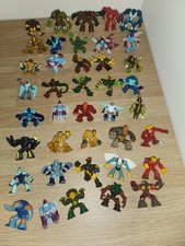 Lot de 40 figurines Gormiti