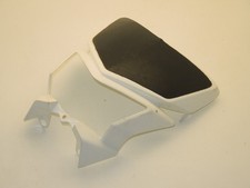 Carénage plaque phare