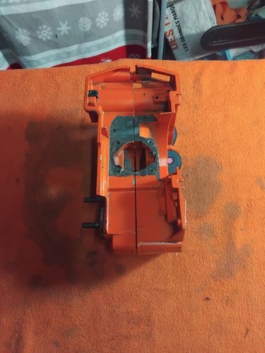 Bas moteur réservoir
