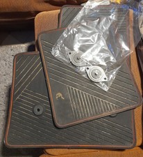 2 tapis noir rouge Citroën ami accessoires complet