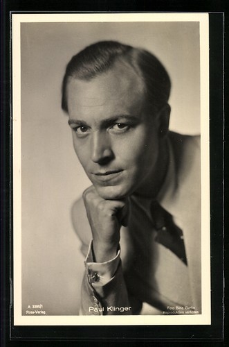 Acteur paul klinger - en, pose