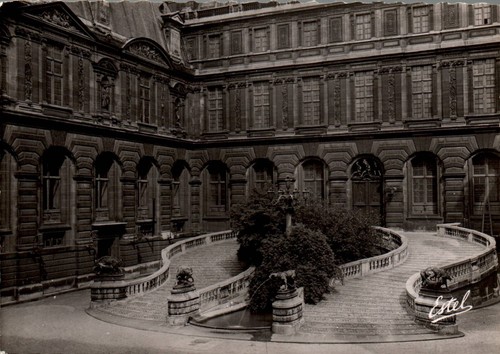Cpm palais louvre - -,