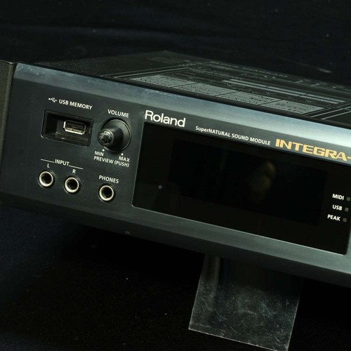 Roland integra supernatural - roland, integra-7