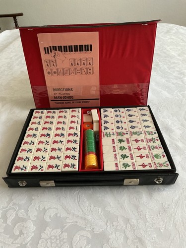 Mah jong chinese tile game - tile,