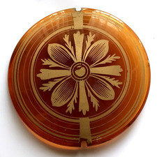 Lentille de verre opalin