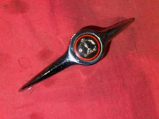 POIGNEE ACCESSOIRE CAPOT MOTEUR RENAULT DAUPHINE