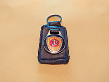 ANCIEN PORTE CLÉ ÉMAILLÉ ET CUIR AUTOMOBILES PANHARD LEVASSOR DYNA, PL 17, 24 CT