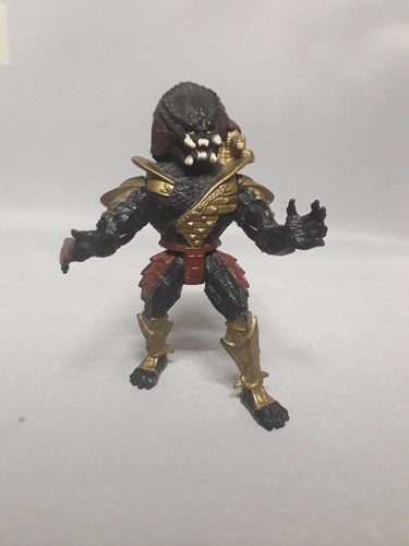 Alien predator figurine - alien,