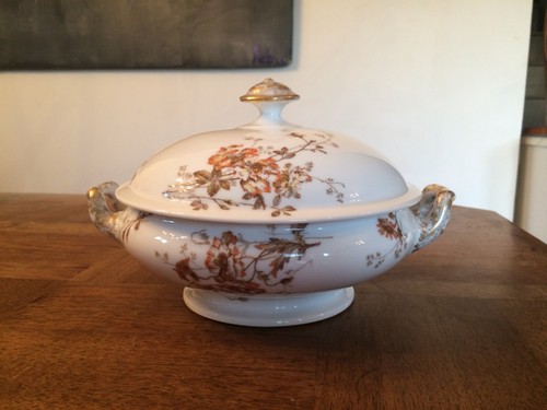 Joli legumier en - joli, porcelaine