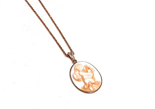 Col pendentif cherub camée - col,