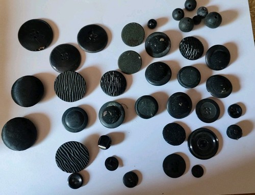 Lot boutons anciens noirs - noirs, +