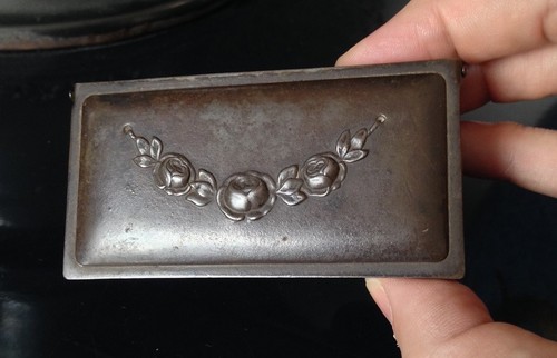 Ancienne petite boite - petite,