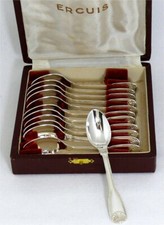 Ercuis modèle Coquille 12 cuillères à moka 11,2 cm, excellent état métal argenté