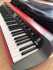 Piano de scène KORG SV1-73