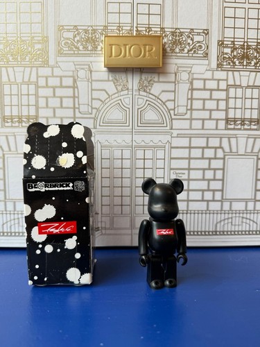 Bearbrick 100 futura - futura, 2000