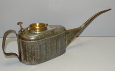 -ANCIENNE BURETTE à HUILE  AUTOMOBILE PLAQUE OUTILLAGE RENE LEDOUX BORDEAUX  D