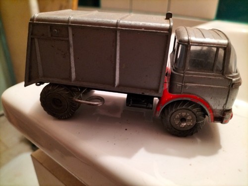 Jouet ancien camion - ancien, /