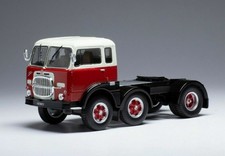 FIAT 690 T1 1961 RED WHITE IXO