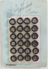 lot de 24 boutons ANCIENS  COEUR NACRE      sur plaque  18 mm
