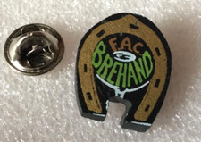 pin's ville divers  DEPT  Cotes d'Armor (22)  Bréhand équitation