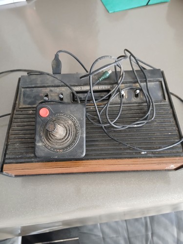 Atari 2600 console - 2600, salon